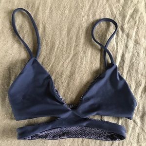 Near new Acacia swimwear Haku Top P black